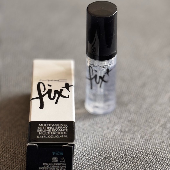 MAC Fix+ Setting Spray Mini size - Picture 3 of 4